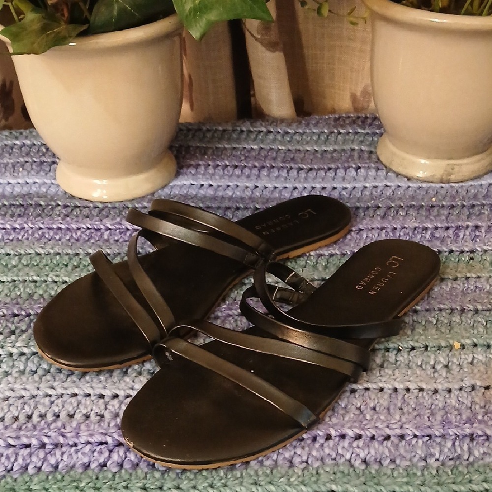 LC Lauren Conrad Elegant Black Sandals 8